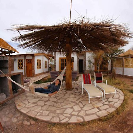 Vila Cabana Media Luna San Pedro de Atacama Exteriér fotografie